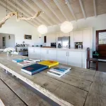 Mi Cuna Stays- The Villa