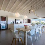 Mi Cuna Stays- The Villa
