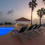 Ocean Front Villadelmar-Beach Access-Private Pool-10 Guests-