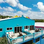 Merakii Seaview Escape Curacao