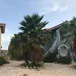 Serugrandi Resort