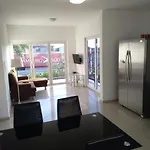 Yolo Apartment