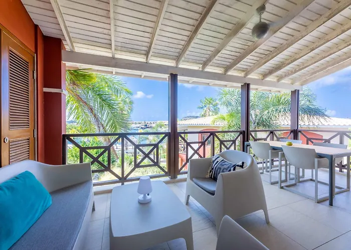 Tropical Escape With Pool And Ocean Views