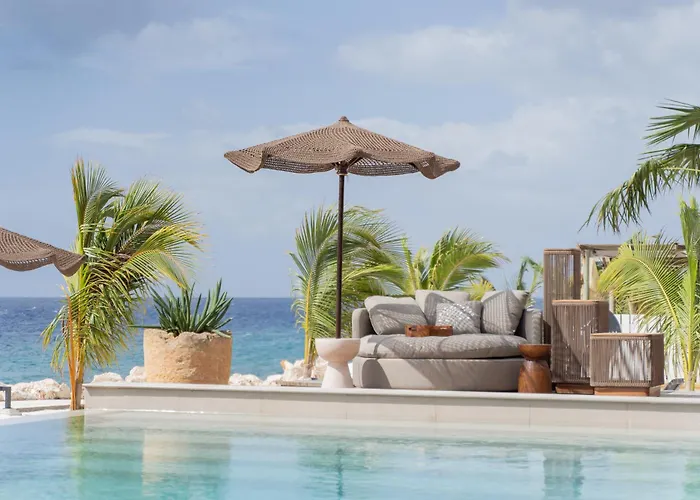Art Hotel Curacao - Adults Only