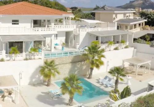 Champartments Resort - Villa & Appartementen Dom Perignon