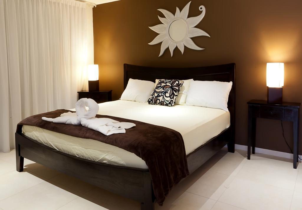 The Strand Luxury Condominiums *