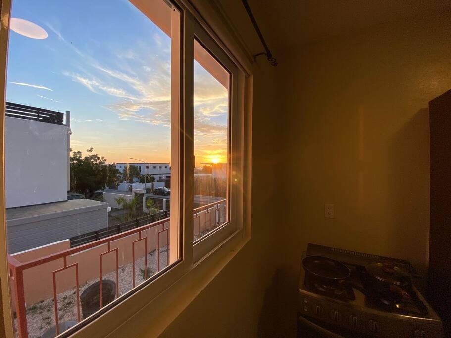 Apartamento Spacious Minutes From The *