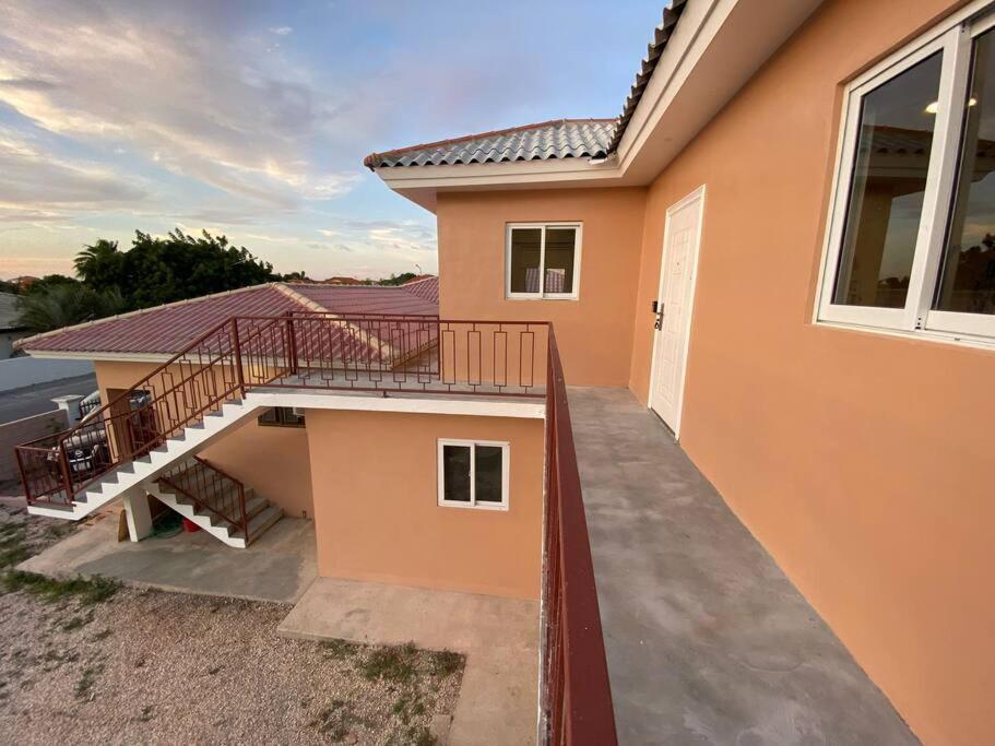 Apartamento Spacious Minutes From The Jan Thiel