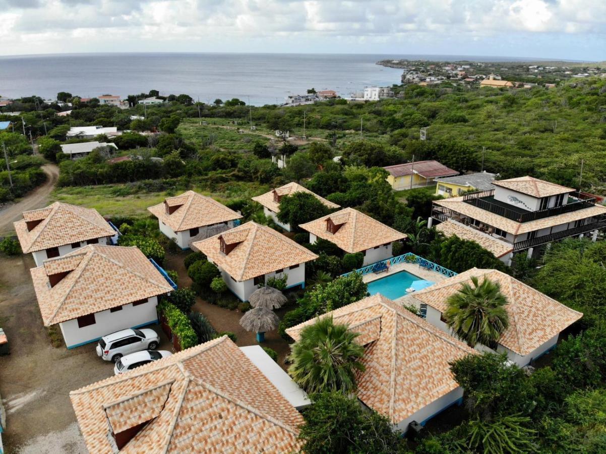 Westhill Bungalows&diving