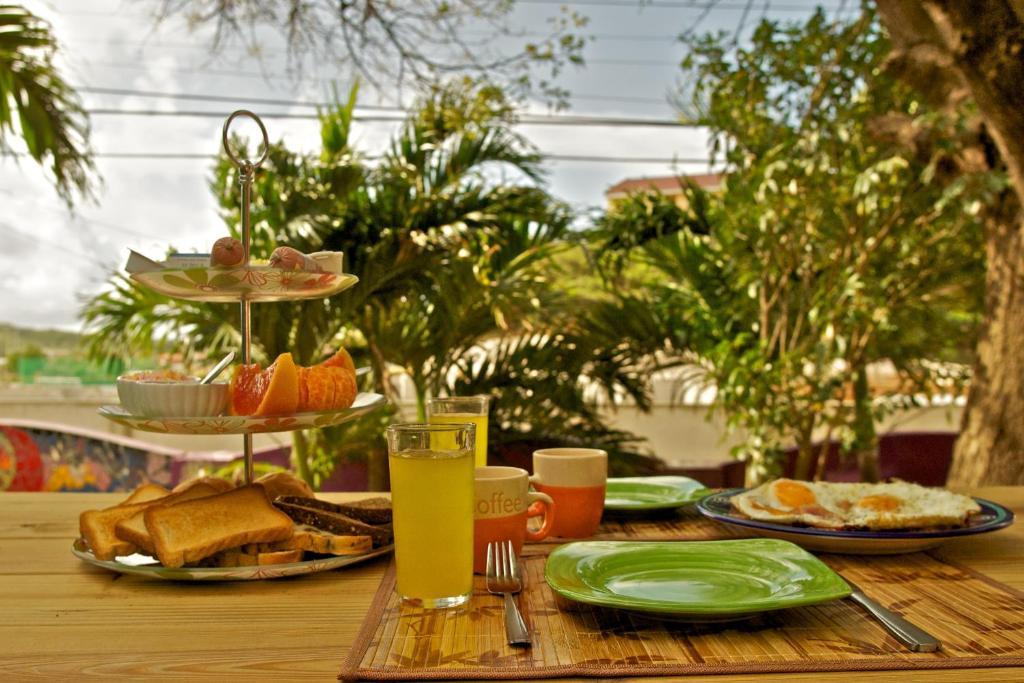 Moonz Bed & Breakfast 3*