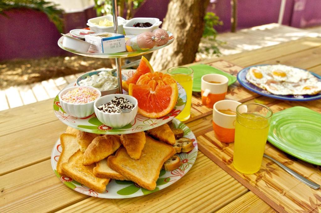 Moonz Bed & Breakfast 3*