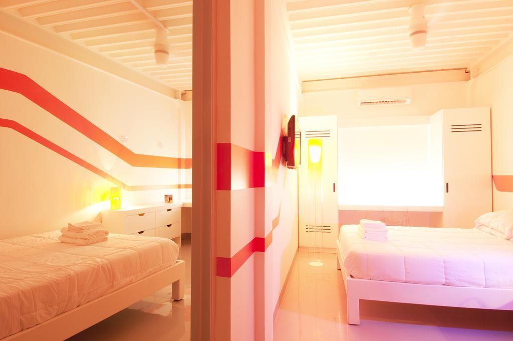 Wave & Cafe Hotel 3*