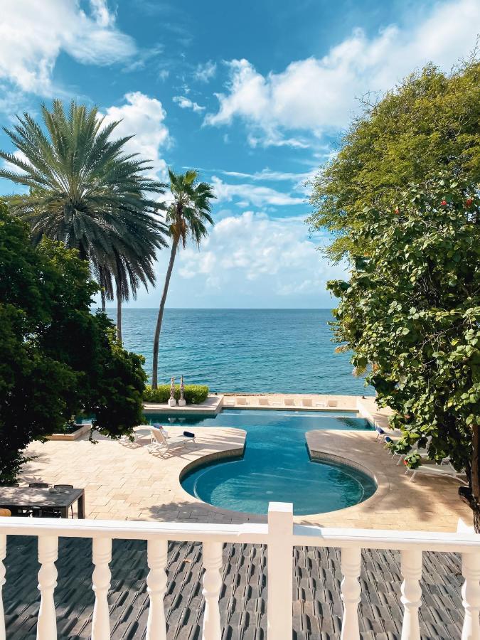 Sirena Bay Estate Villa *
