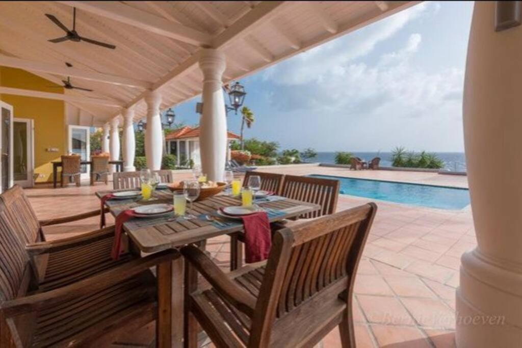 Ocean Front Villadelmar-beach Access-private Pool-10 Guests- Villa Willibrordus
