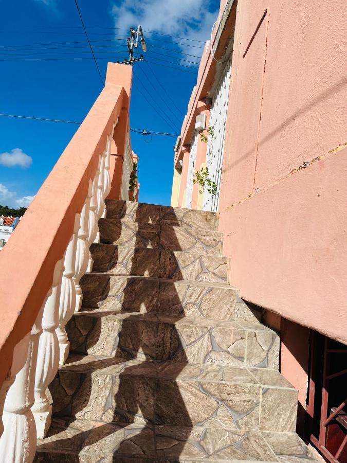 La Bienvenue Economy hotel Willemstad