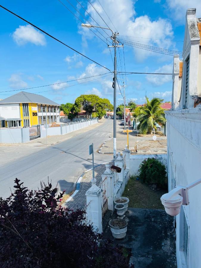 La Bienvenue Economy hotel Willemstad