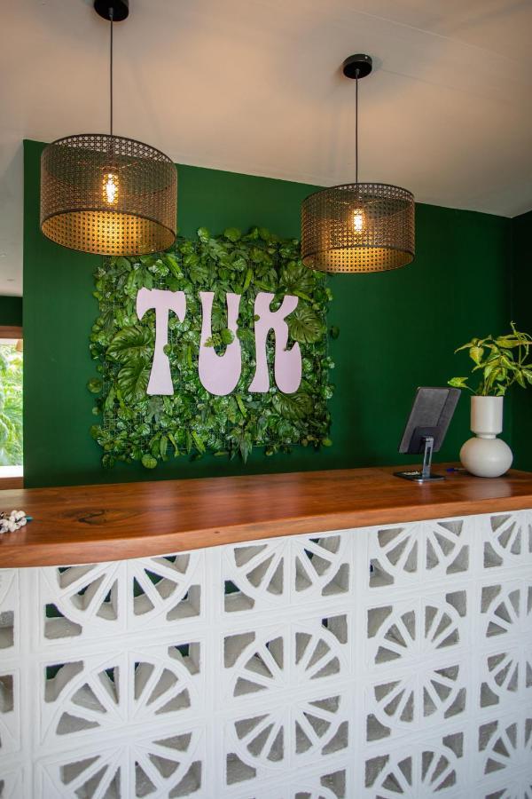 Tuk Tropical Boutique Jan Thiel