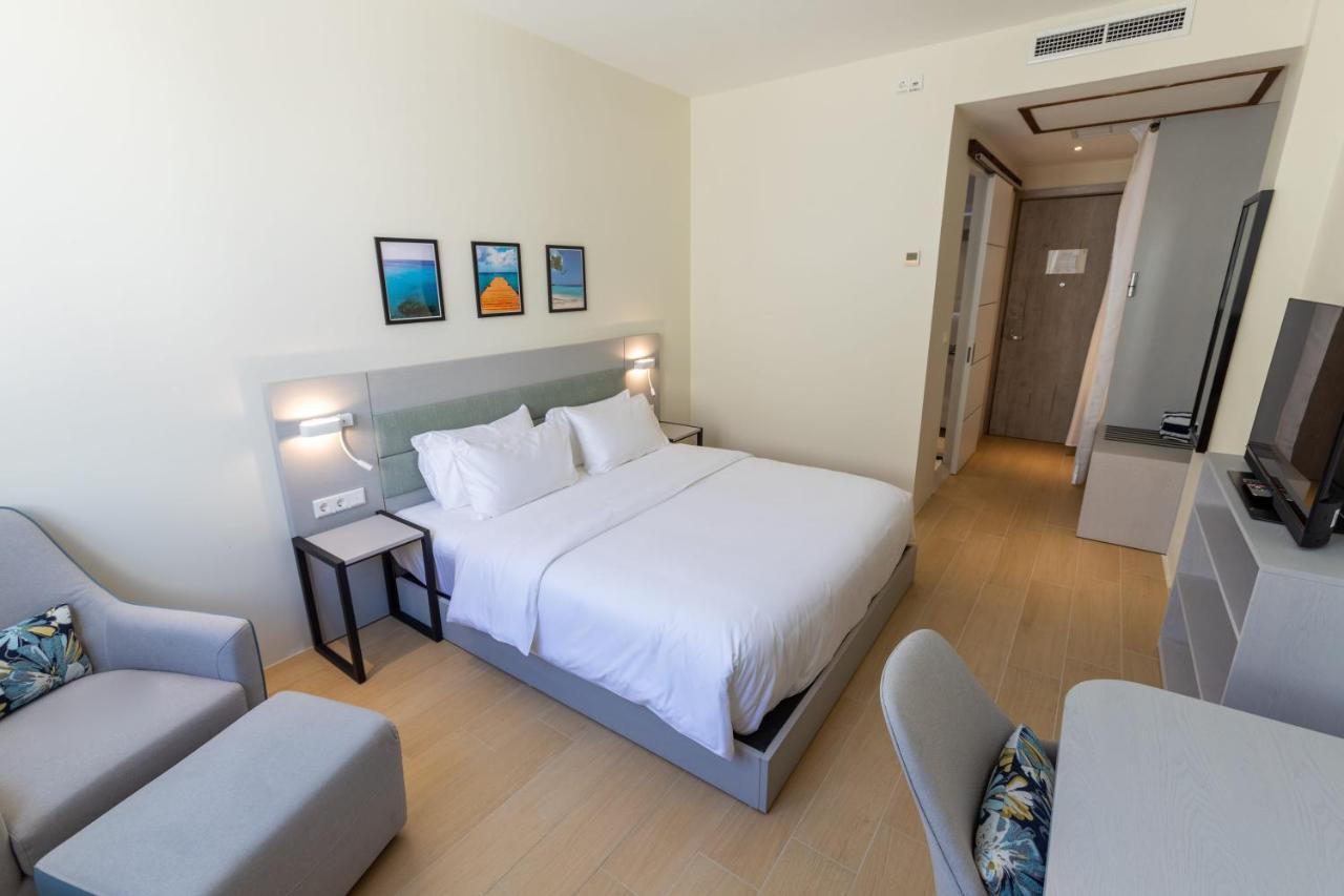 Hotel Elements & Shops Curacao 4*