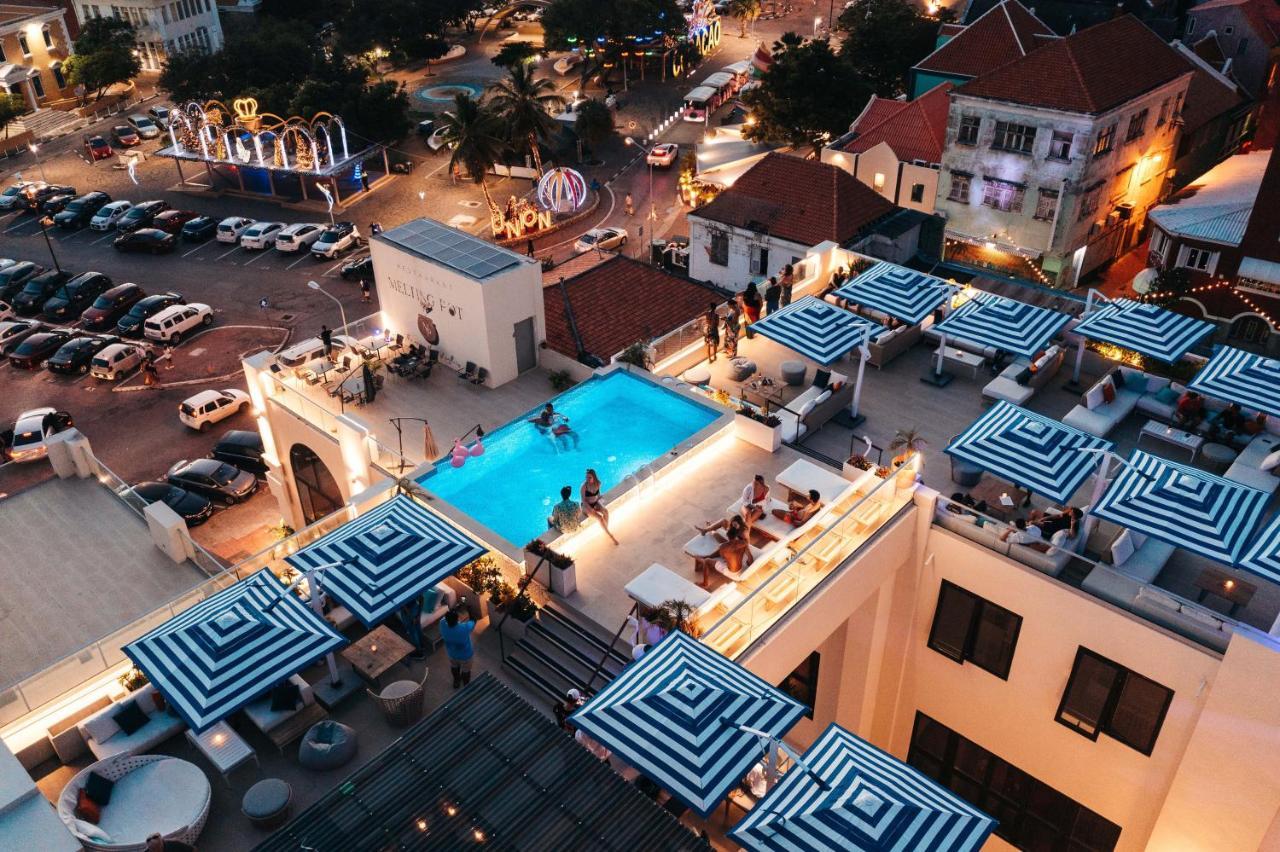 Elements & Shops Curacao 4*