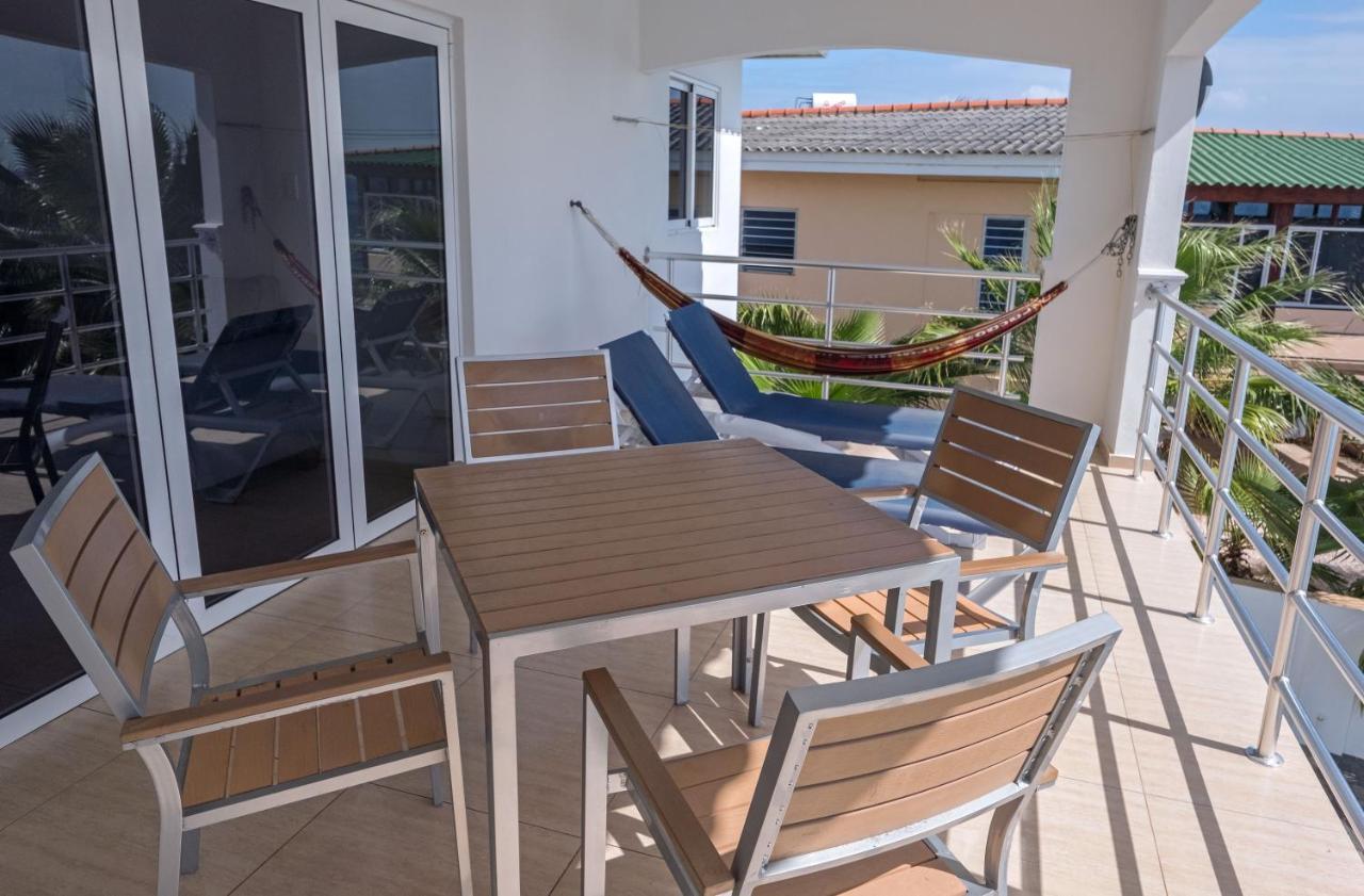 Whitehouse Appartement *