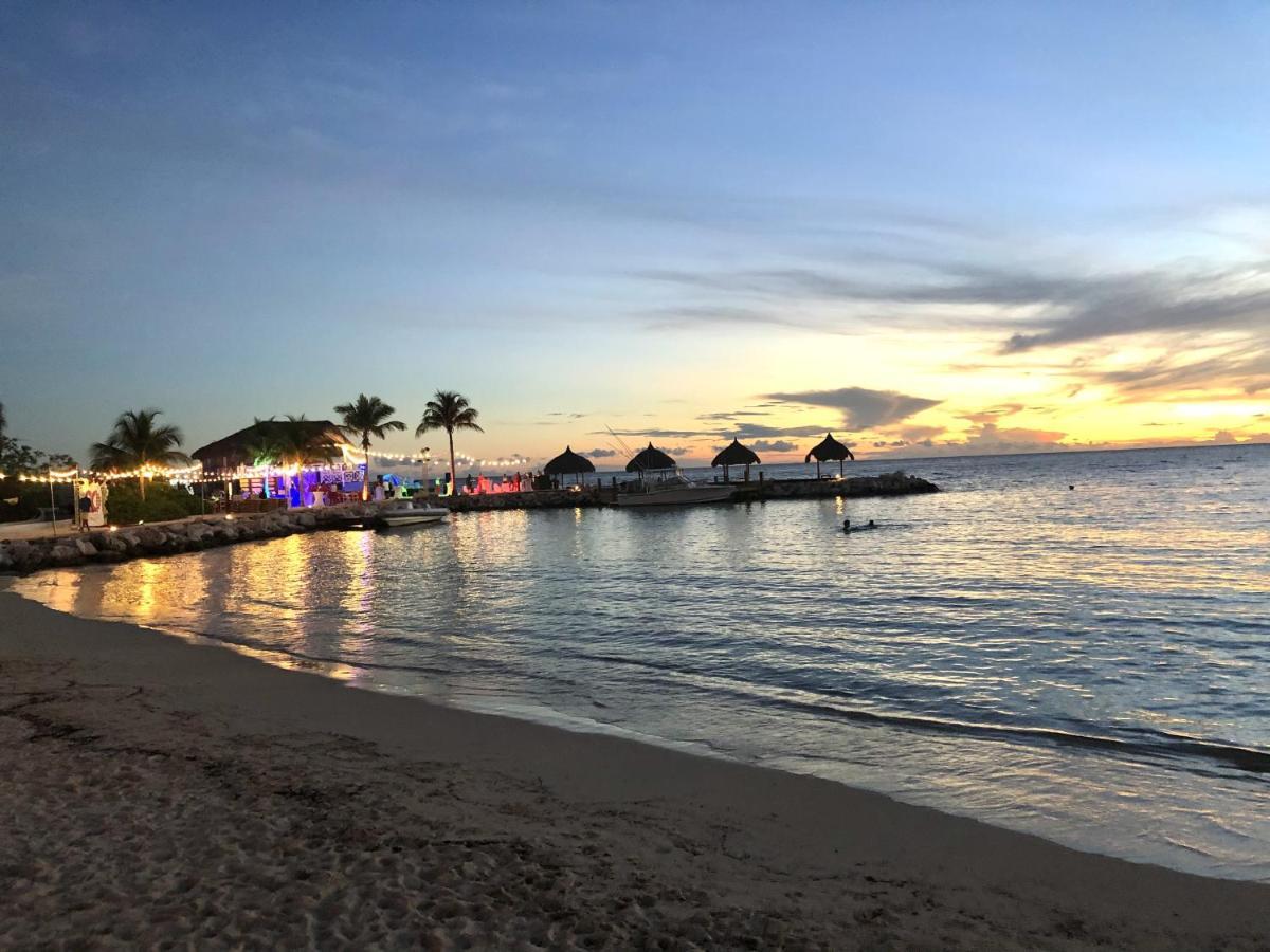Blue Bay Penthouse Reef 5, Golf Pool Dive With Ocean View Apartamento *