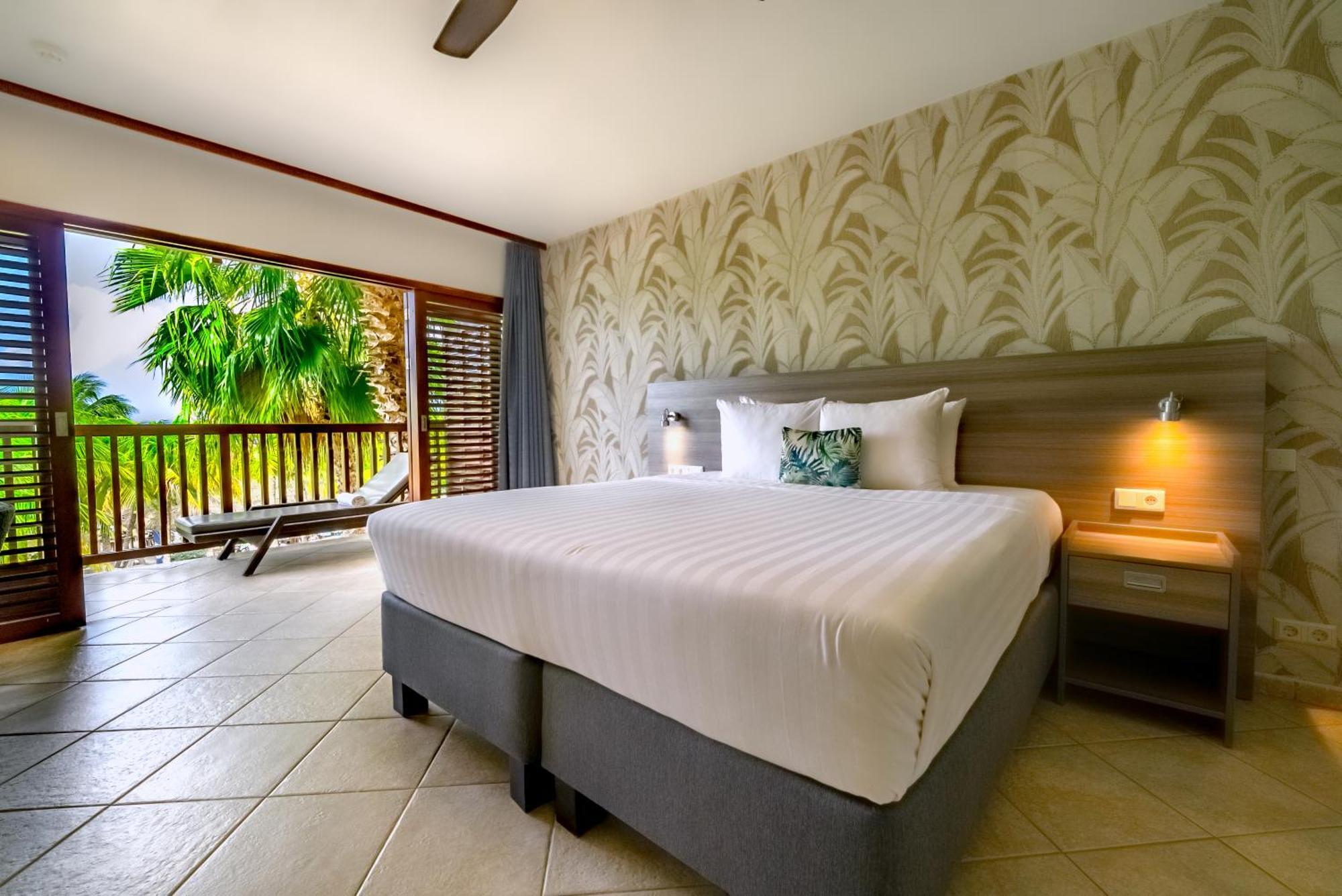 Lionsdive Resort Curacao
