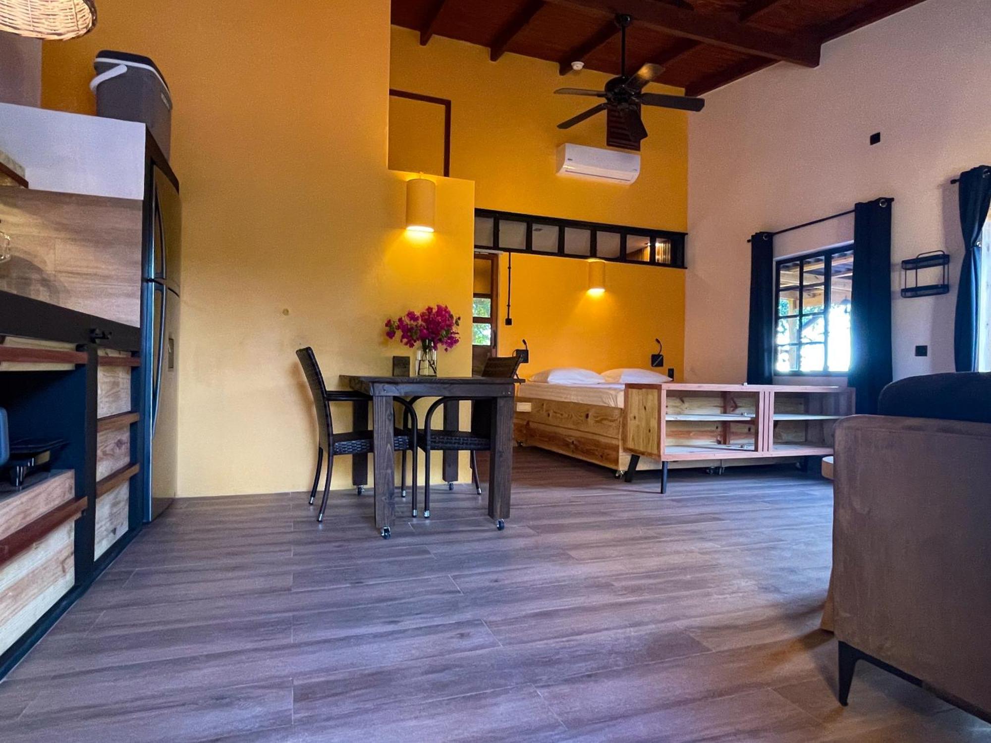 Jan Kok Lodges Apartamento Willibrordus
