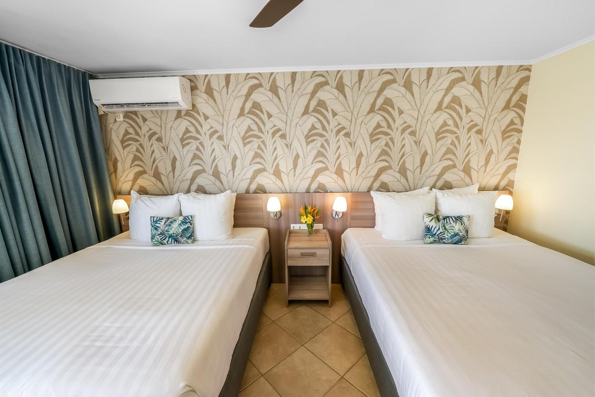Lionsdive 4* Curacao