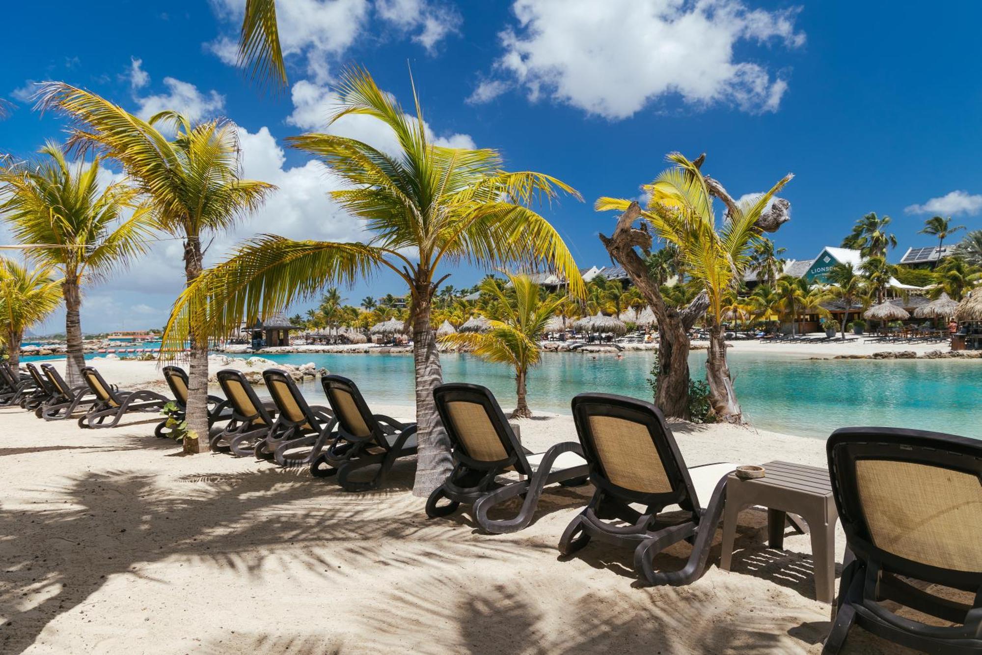 The Royal Sea Aquarium Resort Willemstad