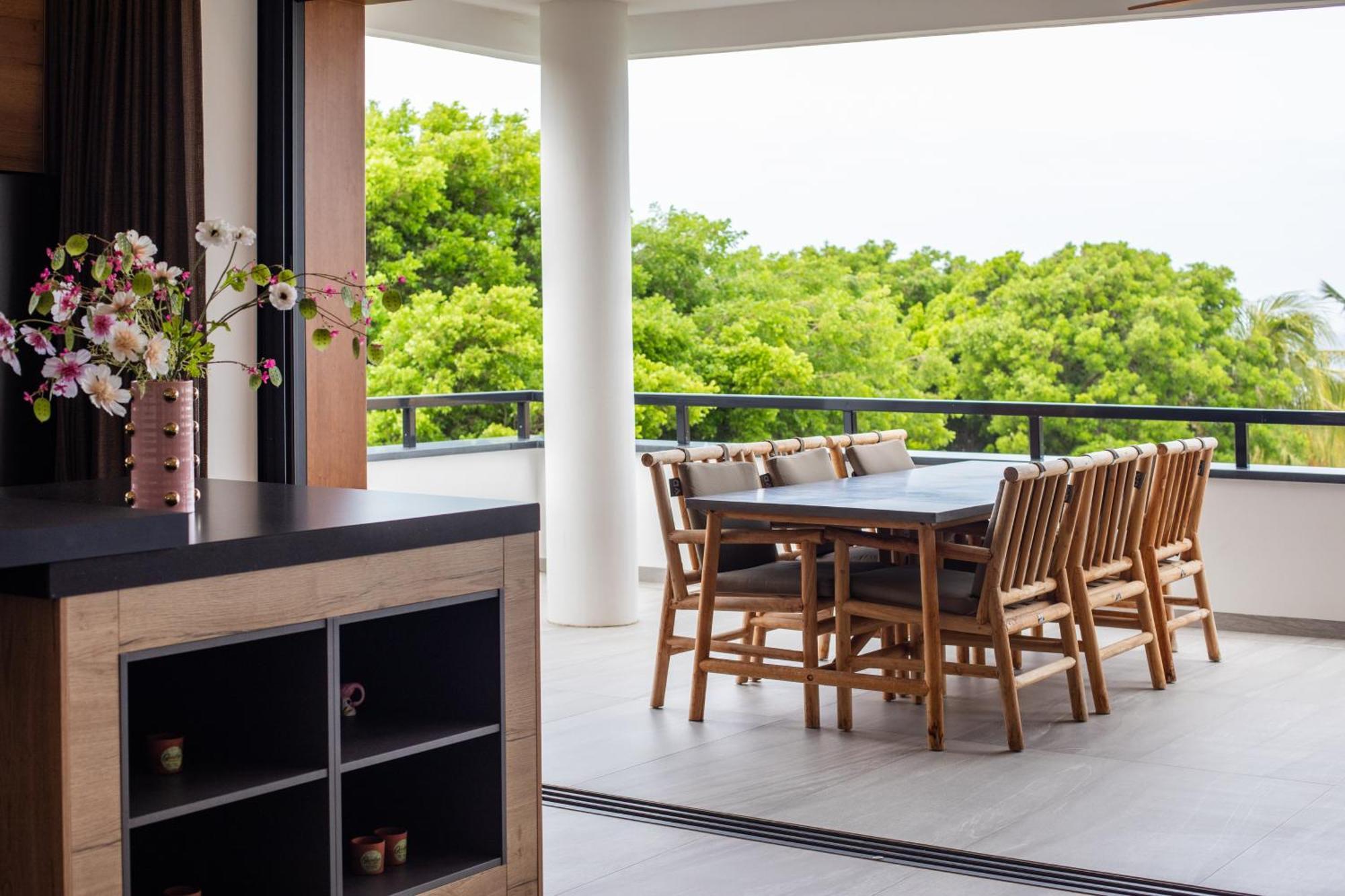 Blue Bay Curacao Golf & Resort 4*