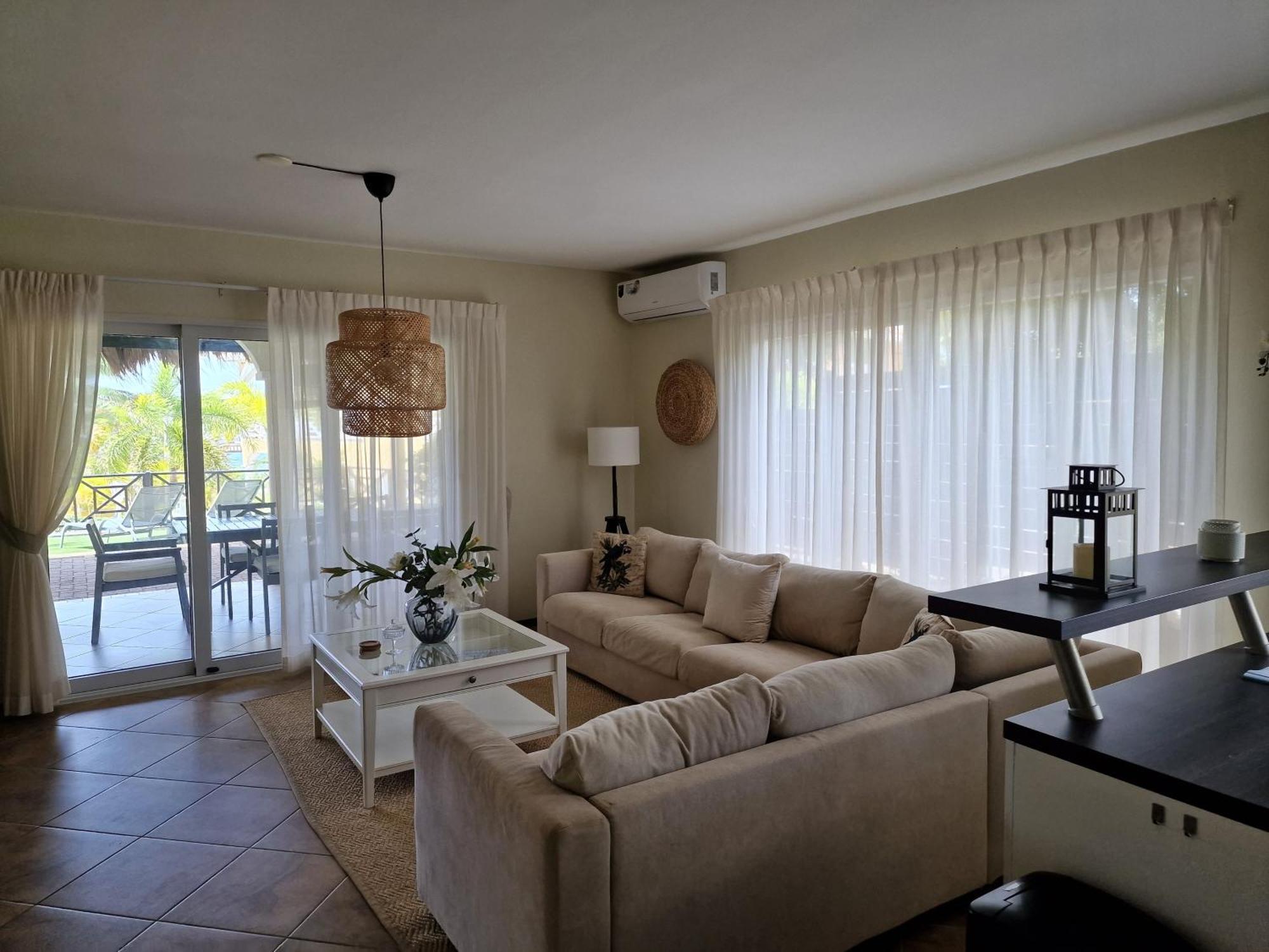 Luxury Appt For 6: Mesmerizing Spanish Water View *
