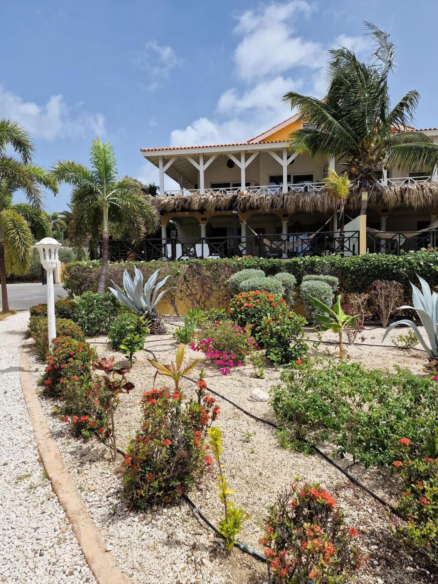 Luxury Appt For 6: Mesmerizing Spanish Water View * Jan Thiel