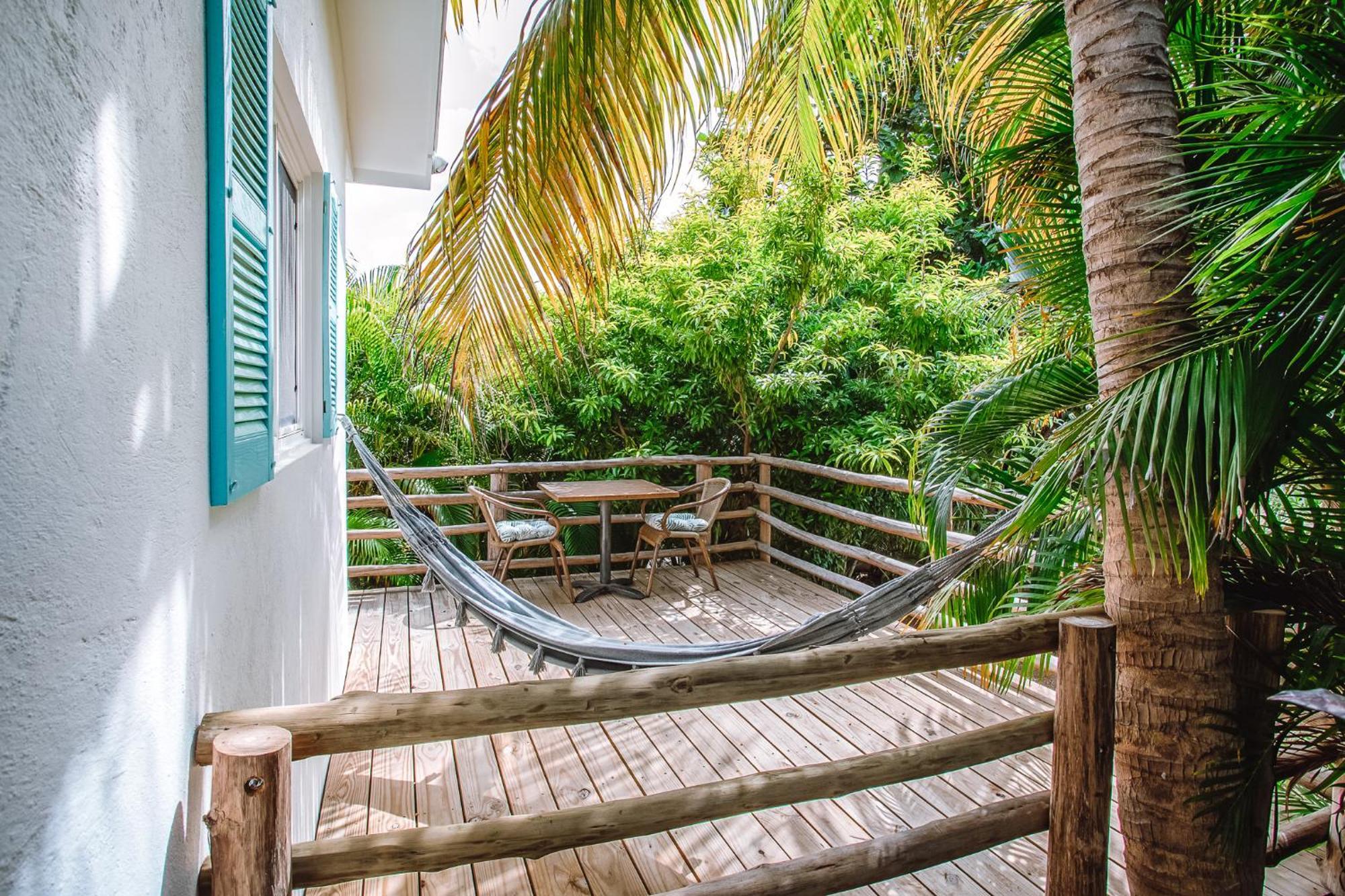 Tuk Tropical Boutique Jan Thiel Willemstad