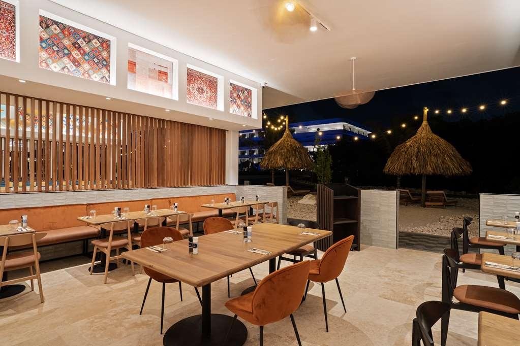 The Rif At Mangrove Corendon Curio * Willemstad