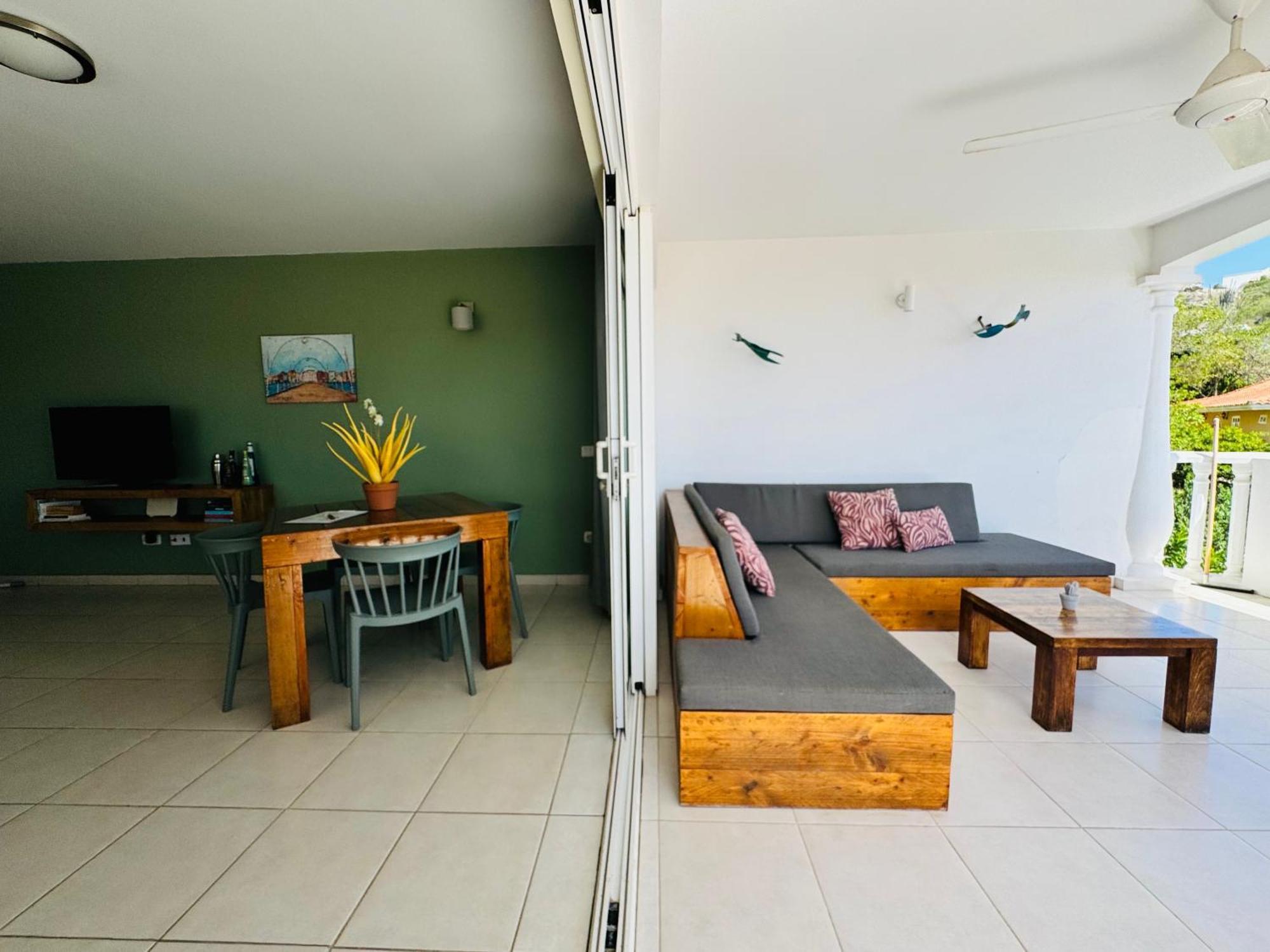 # - Ocean View - Fully Air Conditioned # * Blauw Baai