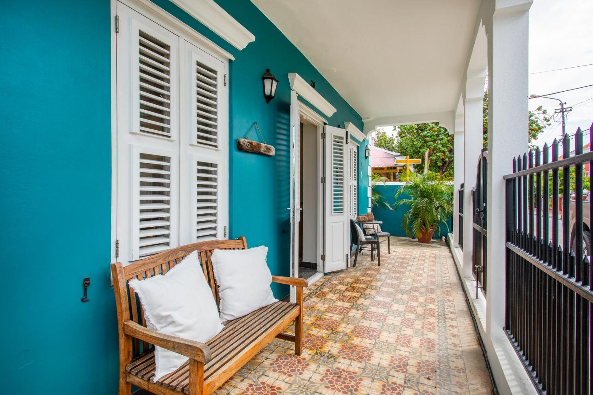 Curacao Gardens Apartment *