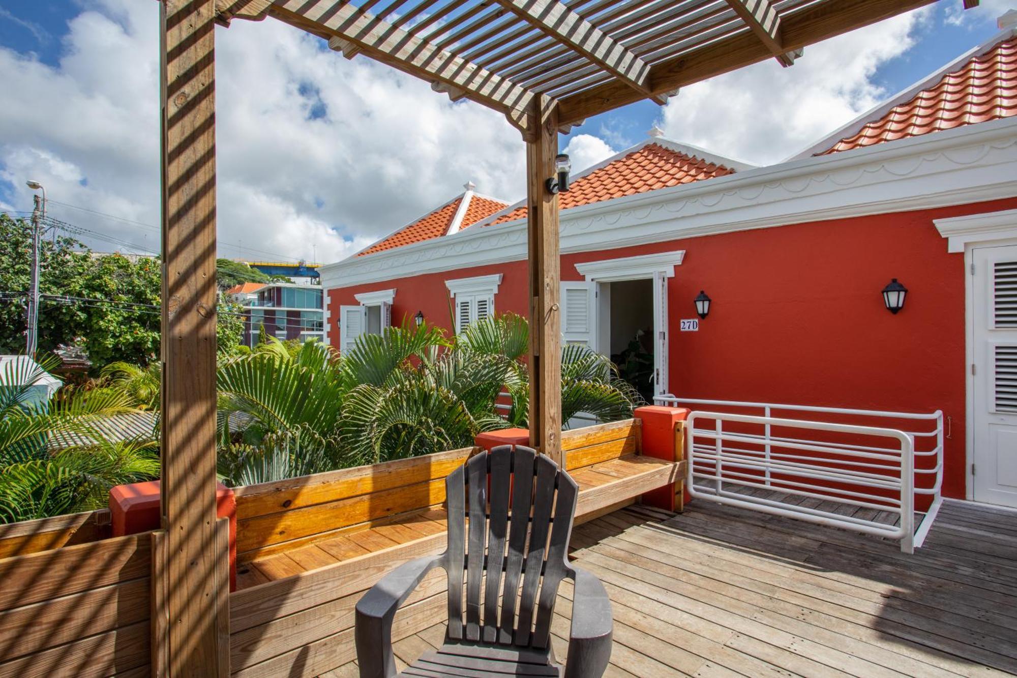 Curacao Gardens *