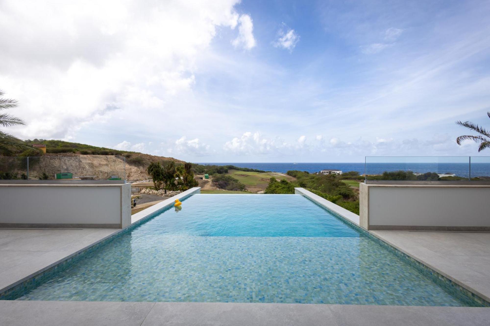 The Cape At Blue Bay Golf & Apartment *