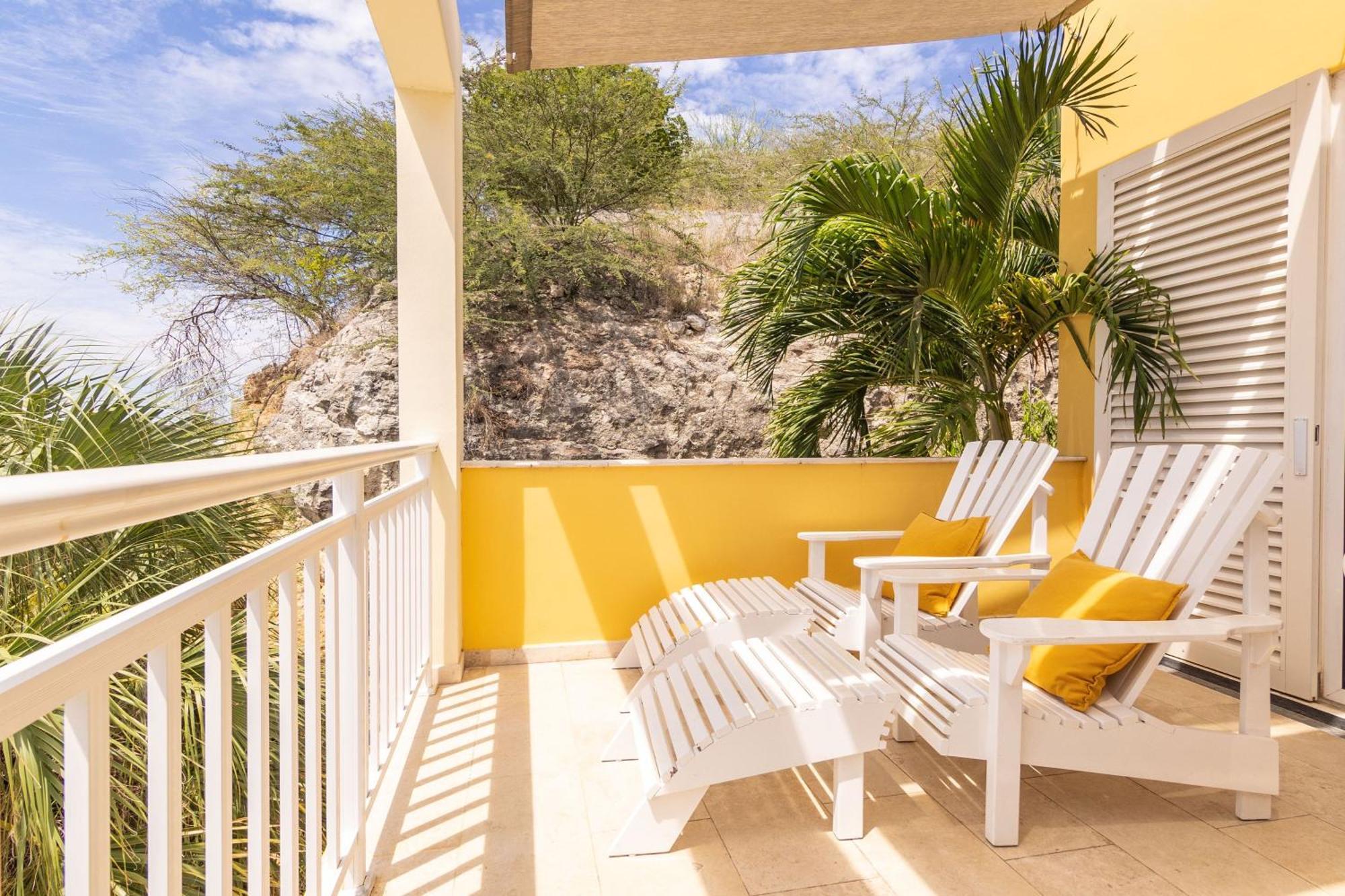 Bayside Boutique - Blue Bay Golf & 4* Dorp Sint Michiel