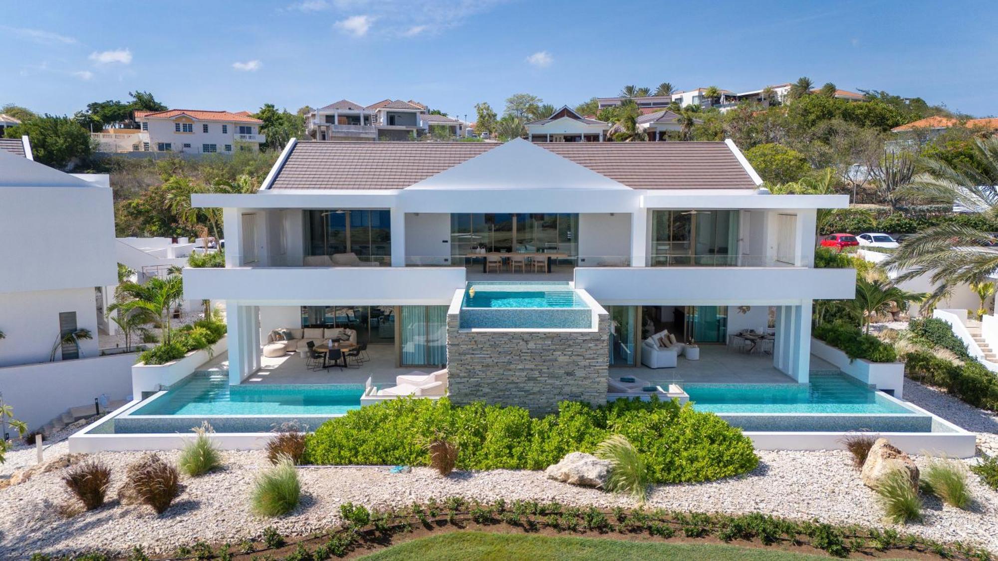 The Cape At Blue Bay Golf & Apartment *