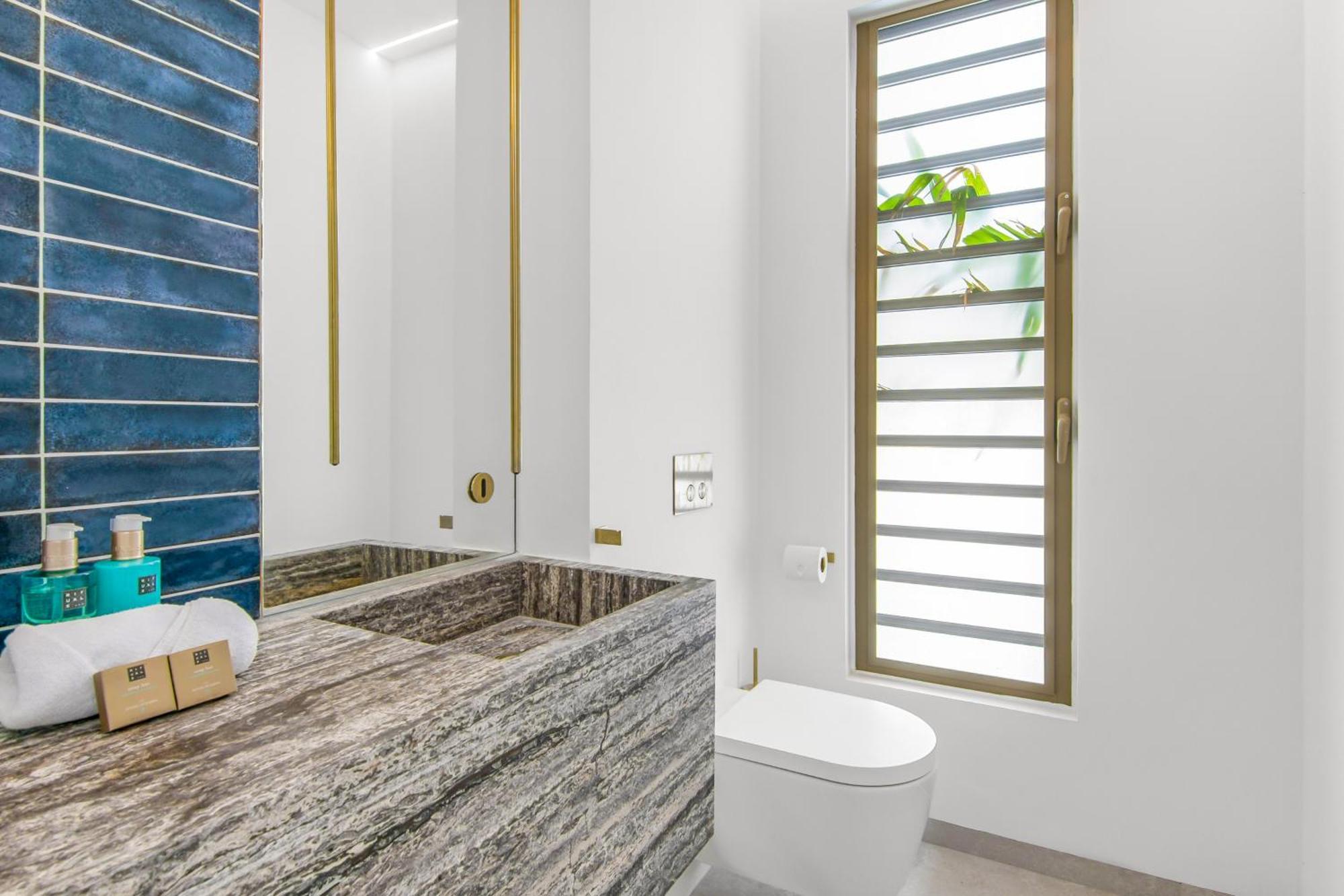 The Cape At Blue Bay Golf & Apartment *