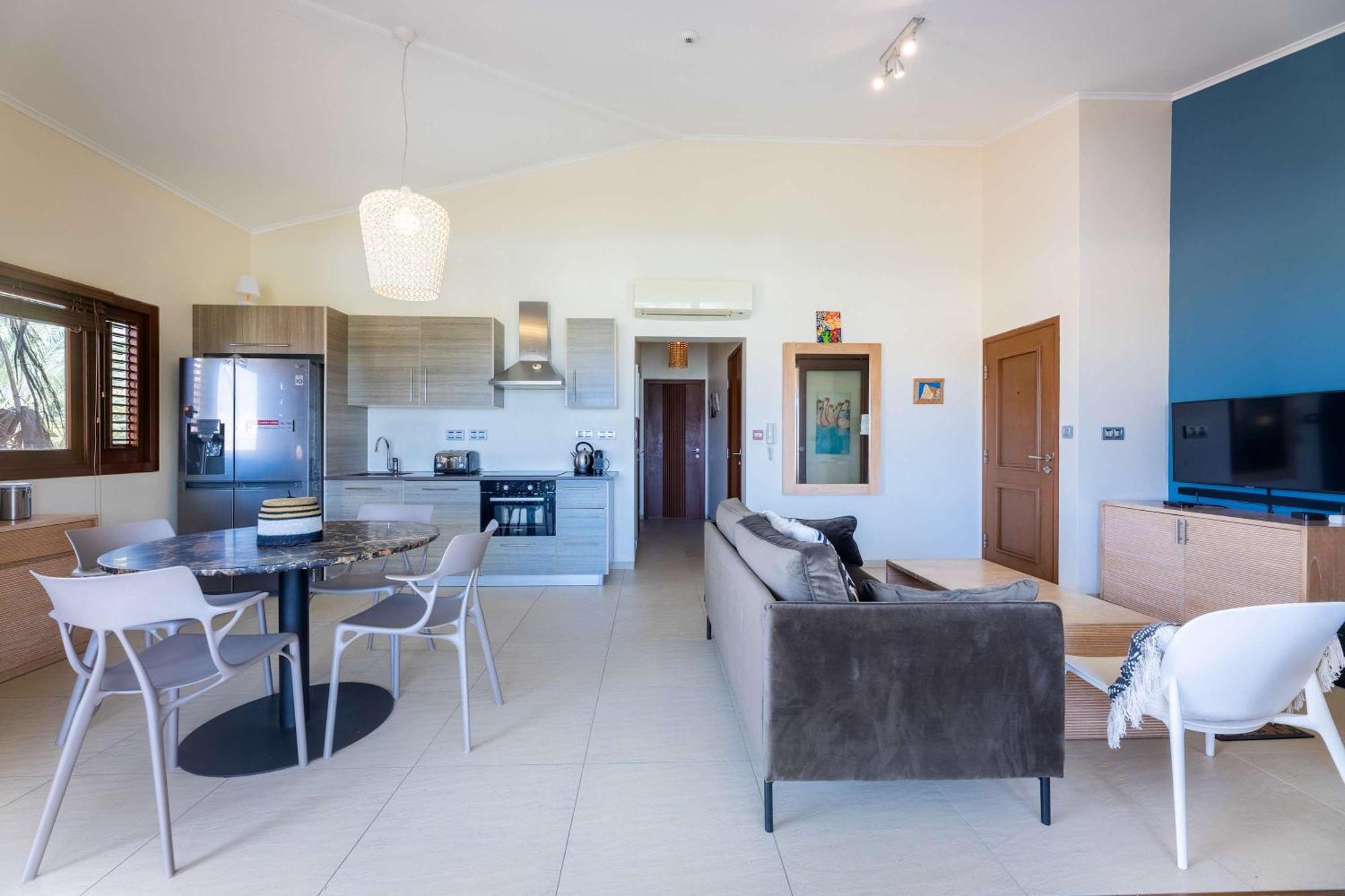 Tropical Escape With Pool And Ocean Views Willemstad