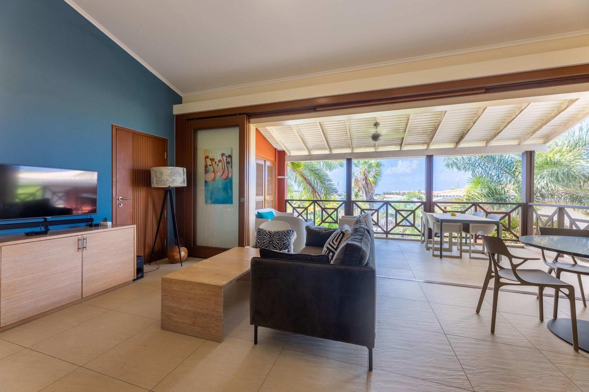 Tropical Escape With Pool And Ocean Views