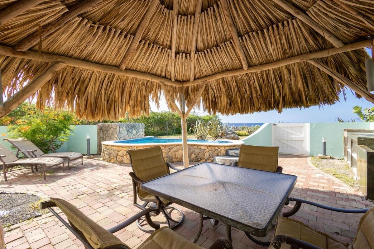Brisa - An Oceanfront Gem! *