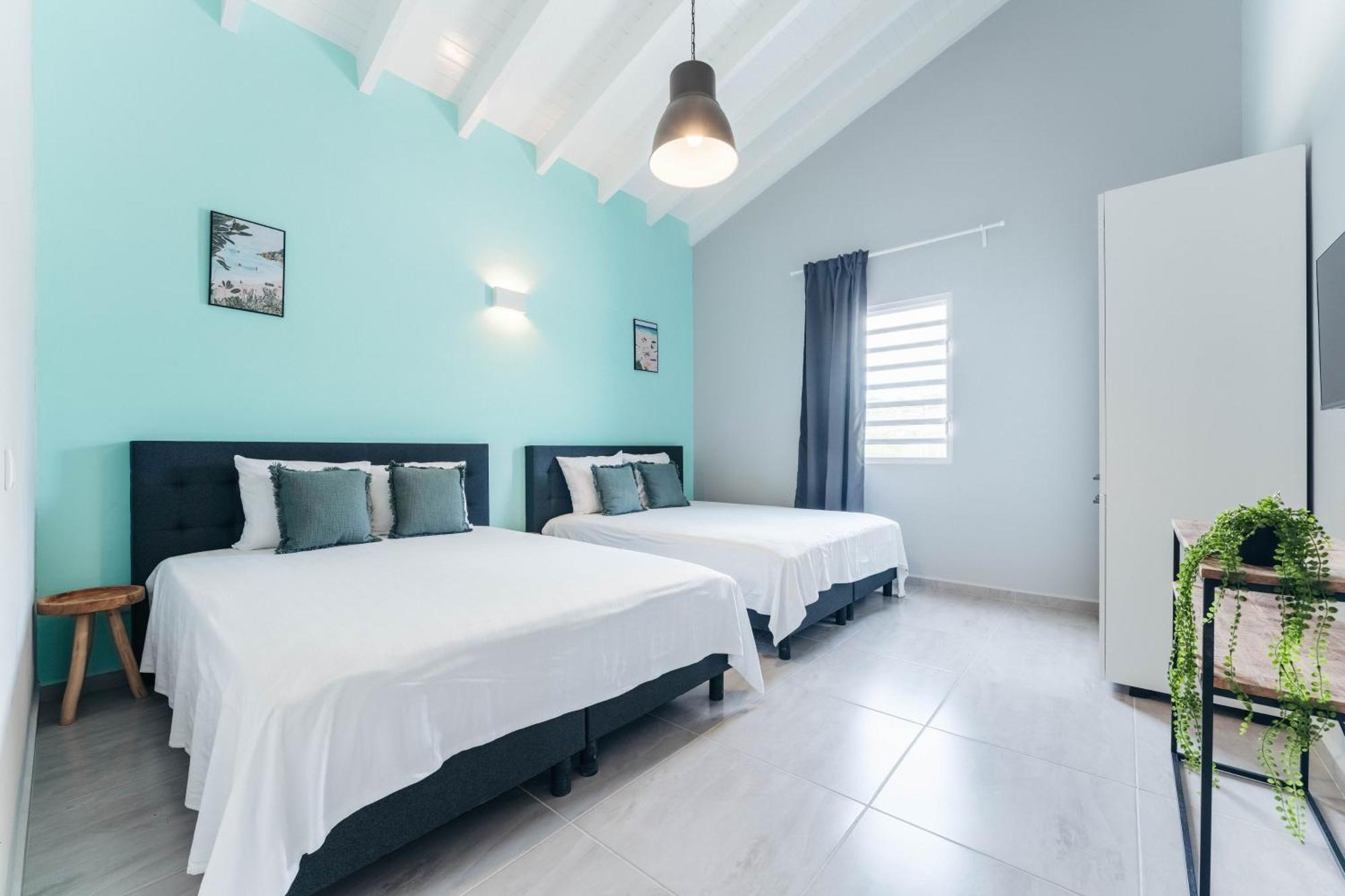 Bon Bini Curacao 3*