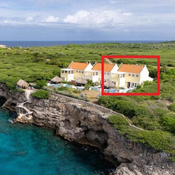 Villa Brisa - An Oceanfront Gem!