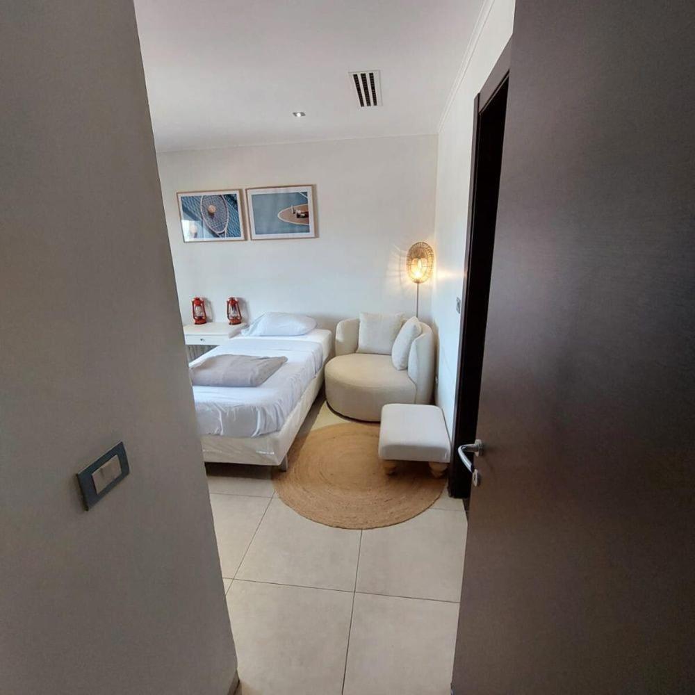 Beach House The Strand Apartment Willemstad