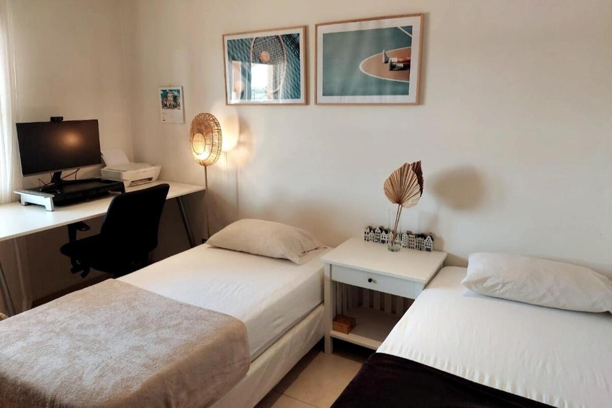 Beach House The Strand Willemstad