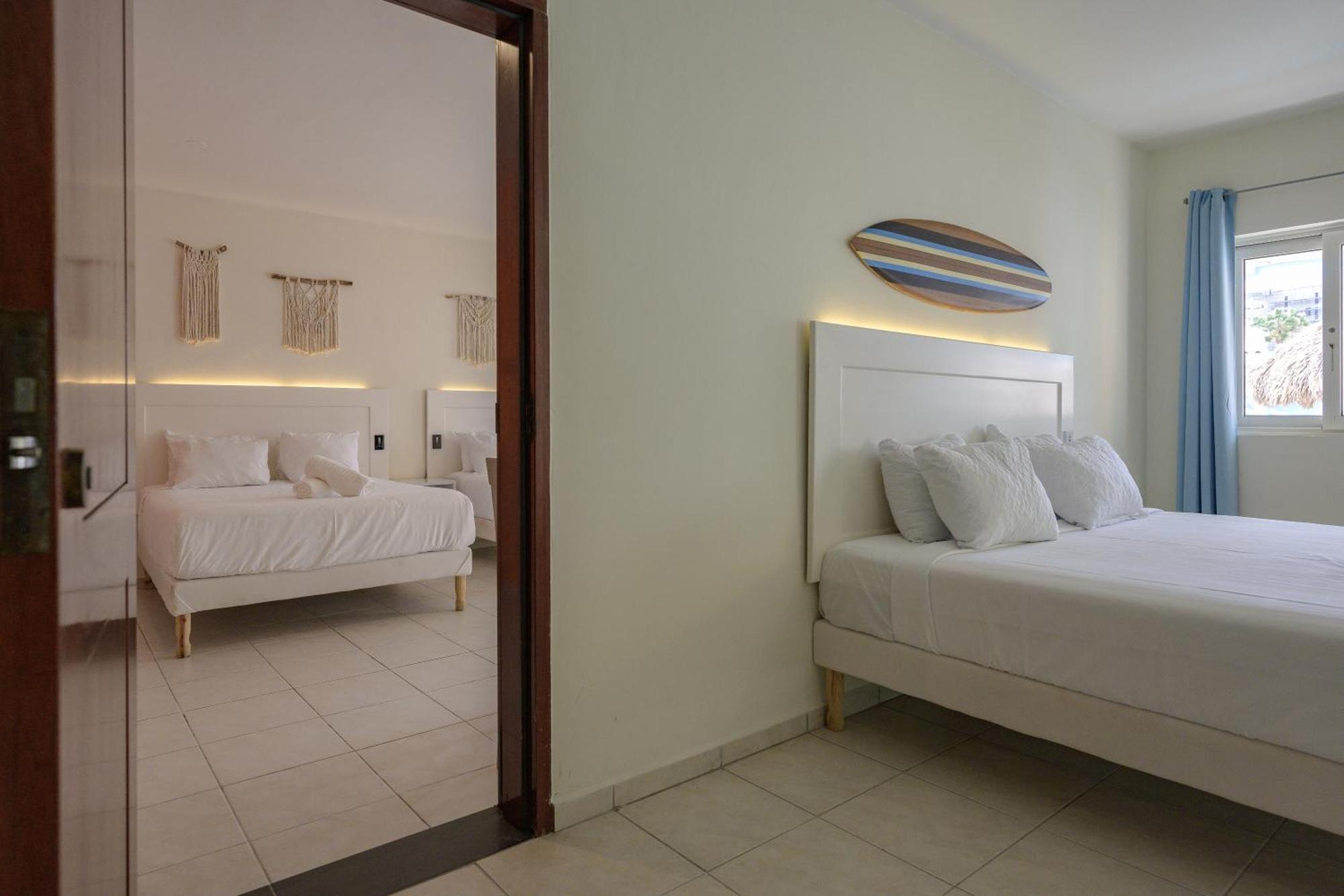 Merakii Seaview Escape Curacao