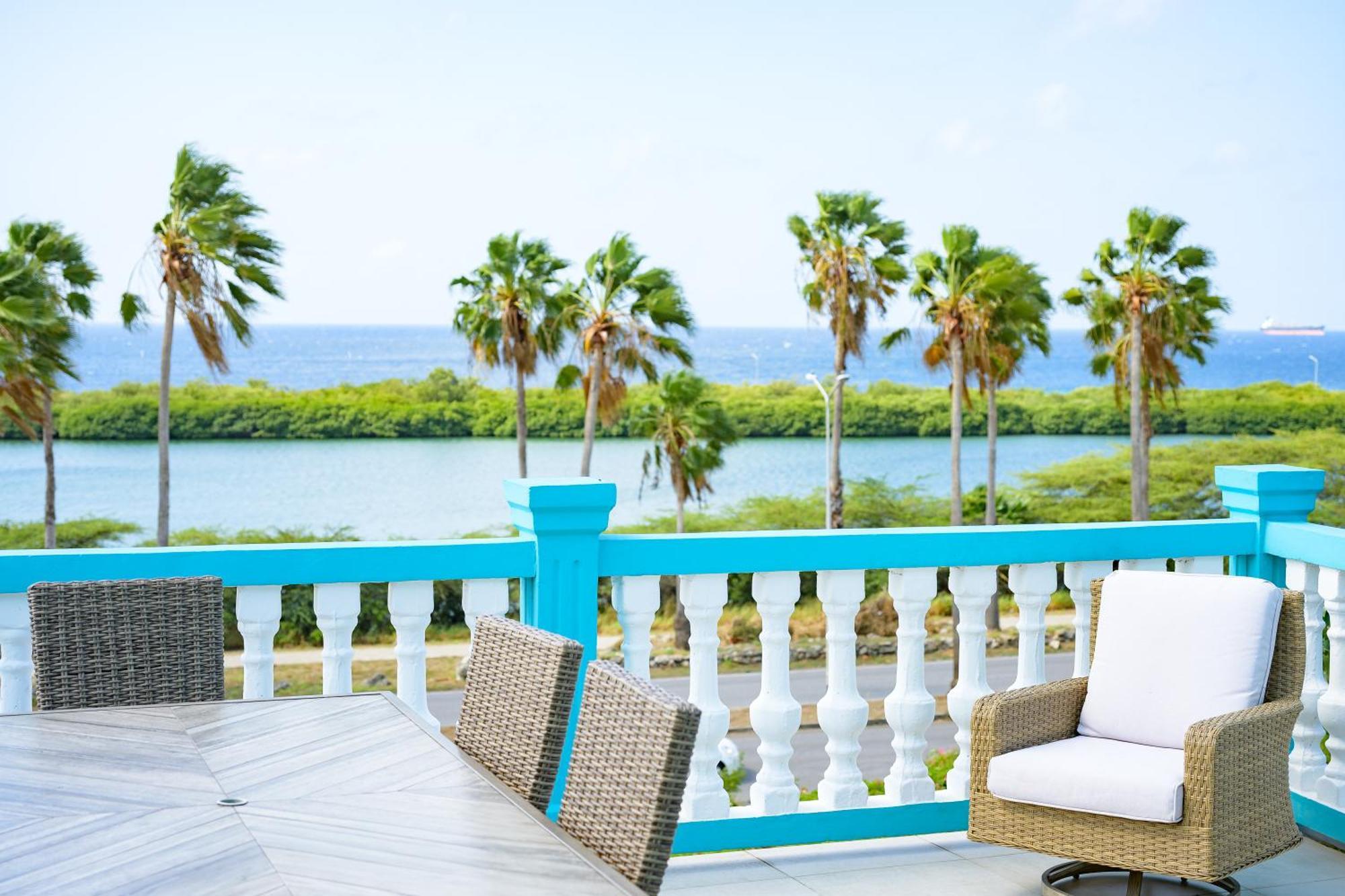 Merakii Seaview Escape Curacao Resort Willemstad